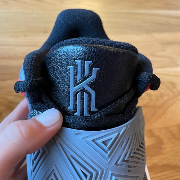 Nike Kyrie Flytrap 3 Cool gray - Picture 8 of 10
